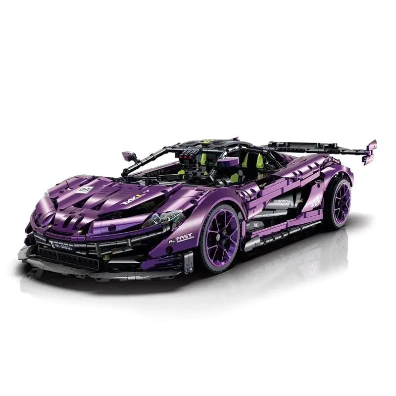 McLaren P1 en briques 1:8 – vue principale de l'hypercar sur fond épuré
