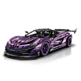 McLaren P1 en briques 1:8 – vue principale de l'hypercar sur fond épuré