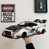 Nissan GT-R R35 en Briques 1:8 – RC Télécommandée – Vue produit TrackBricks