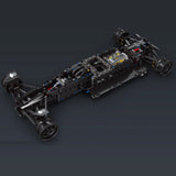Mercedes AMG F1 W16 en briques 1:8 – vue trois-quarts arrière montrant le moteur