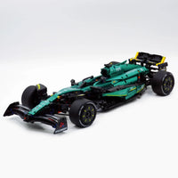 Aston Martin F1 AMR25 en briques 1:8 – gros plan sur les détails de la livrée et sponsors