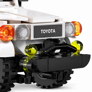 Toyota Land Cruiser FJ40 1:24 — CaDA C55042 — Calandre et phares