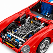 Classic Italian GT 250 1:8 — Eikee Y18020 — Détail moteur