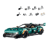 Aston Martin Vulcan en briques 1:8 – portes ouvertes avec vue sur l'habitacle complet